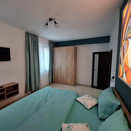 Obelisc, Epava & Radio-vacanta Costinești