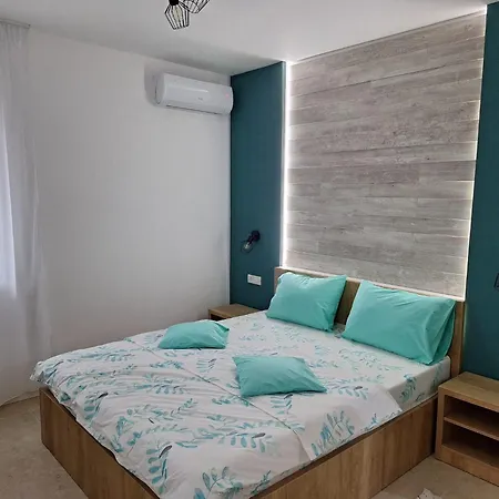 Apartament Obelisc, Epava&radio-vacanța Costineşti