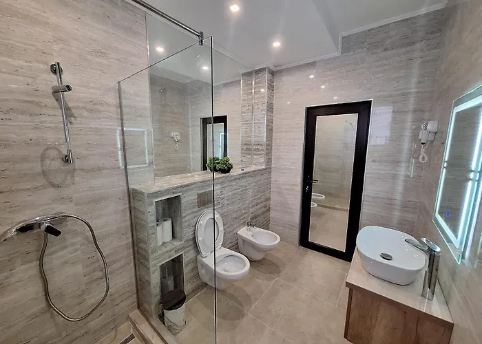 Obelisc, Epava & Radio-vacanta Apartment