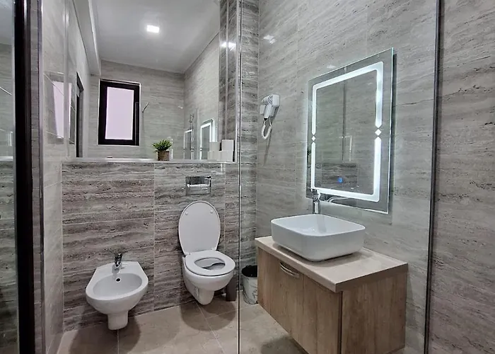 Obelisc, Epava & Radio-vacanta * Costinești