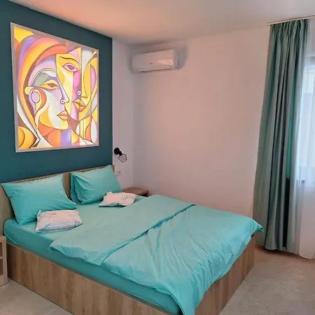 Appartement Obelisc, Epava & Radio-vacanta *