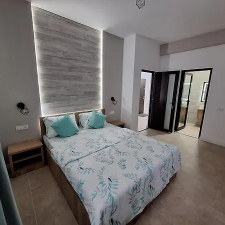 Obelisc, Epava & Radio-vacanta Costinești