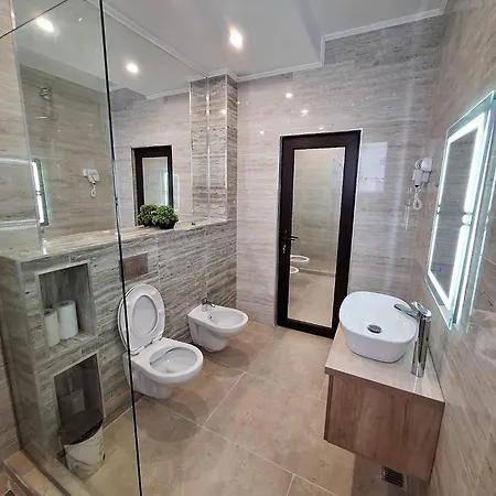 Obelisc, Epava & Radio-vacanta Costinești