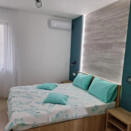 Obelisc, Epava & Radio-vacanta Costinești