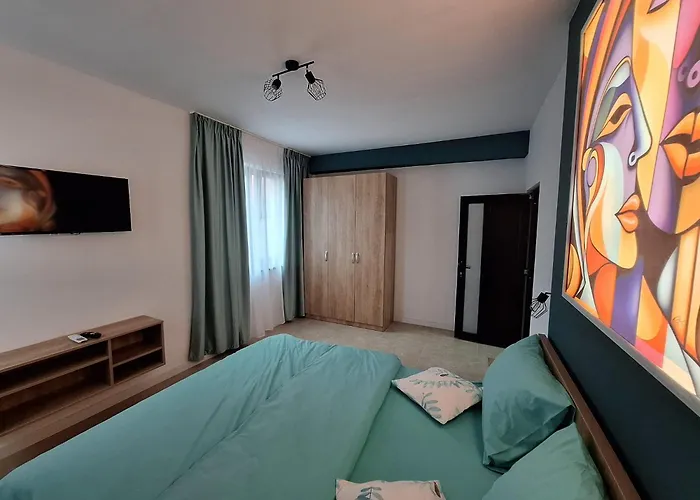 Obelisc, Epava & Radio-vacanta Costinesti